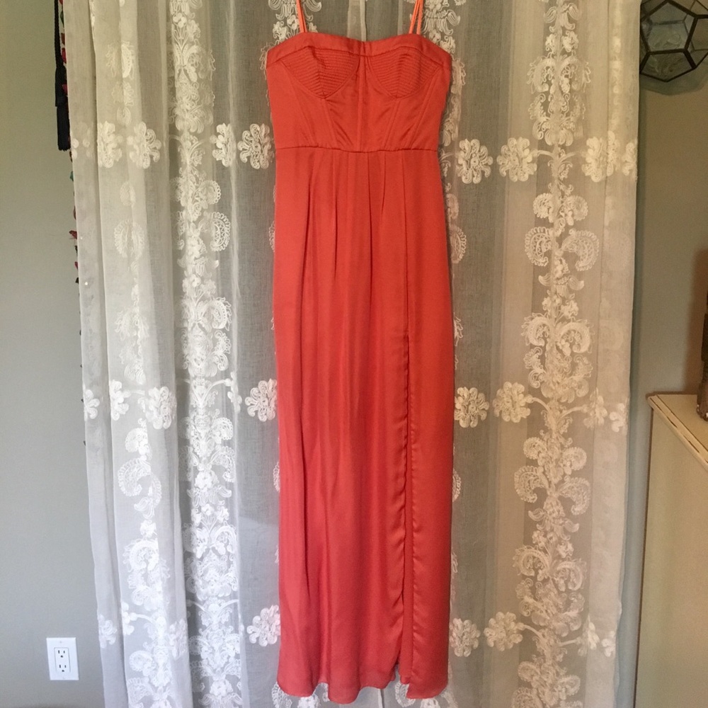 BCBGMAXAZRIA Strapless Dress in Coral